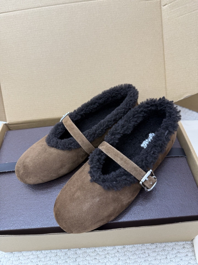 Alaia Flat Shoes